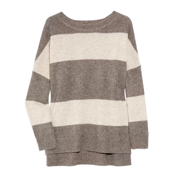 Vince wool/Yak crew neck sweater . Size XS - Picture 2 of 5